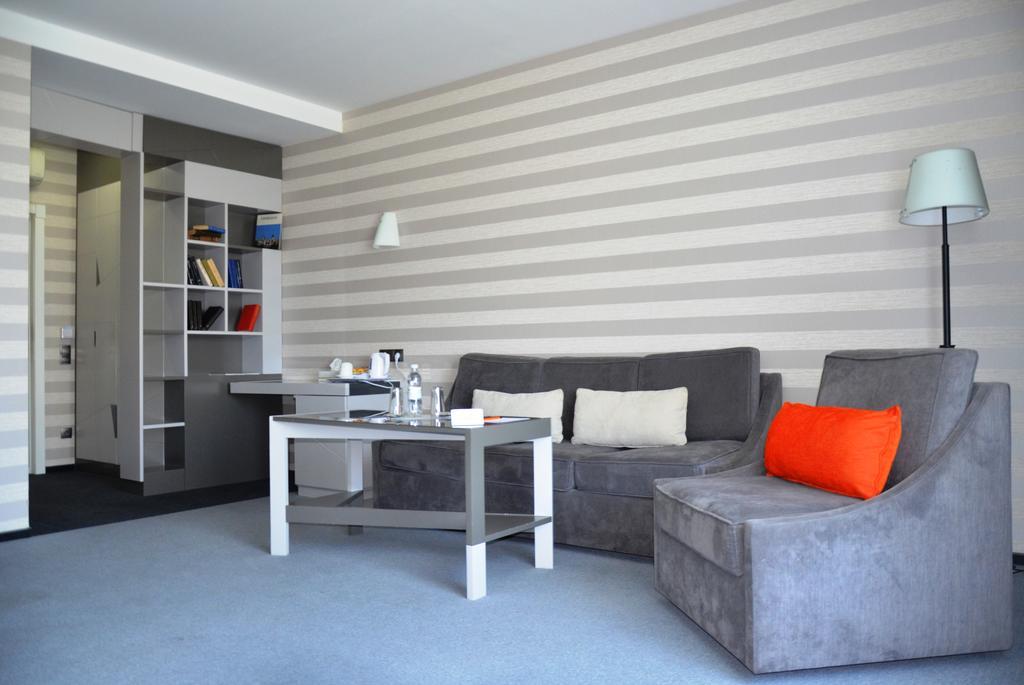 Villa Four Rooms Charkiw Exterior foto